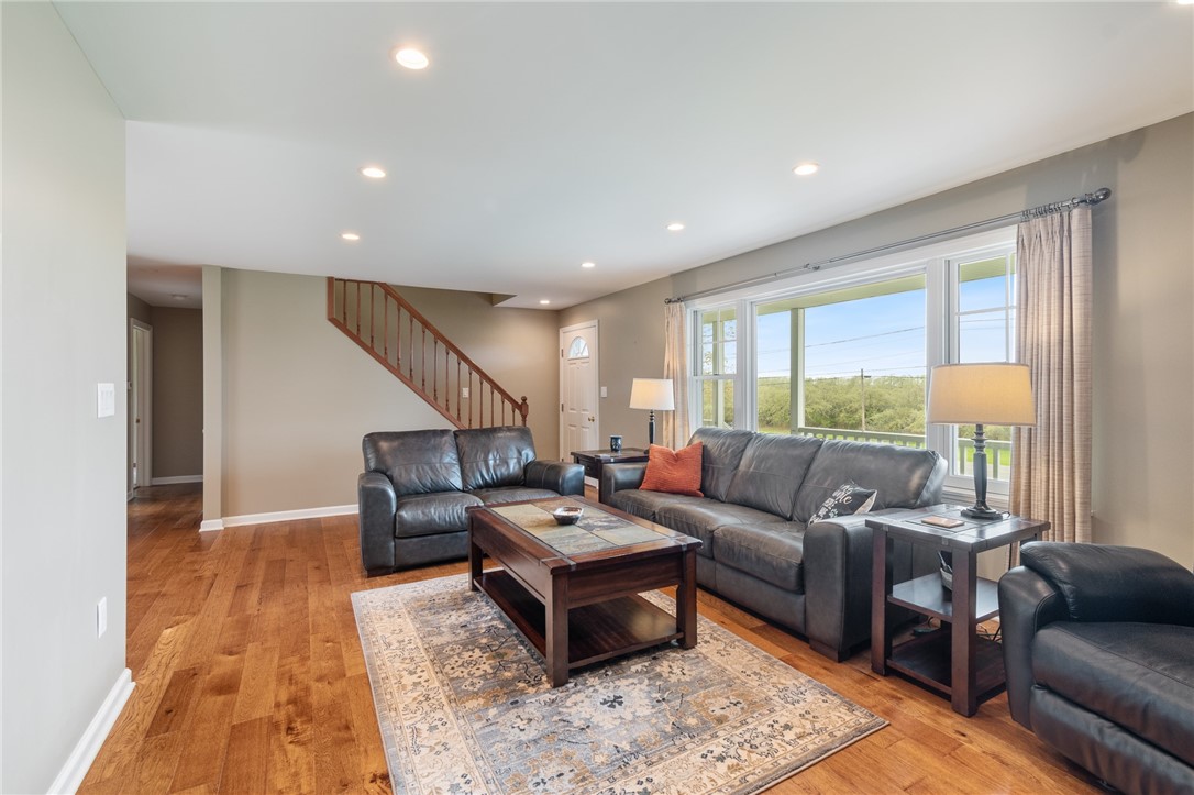 1304 Lake Road Ontario, NY 14519 - Photo 14 of 49