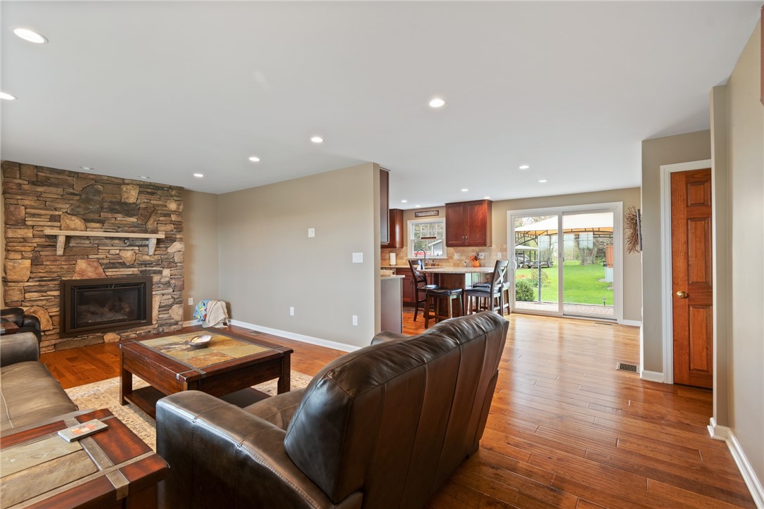 1304 Lake Road Ontario, NY 14519 - Photo 17 of 49