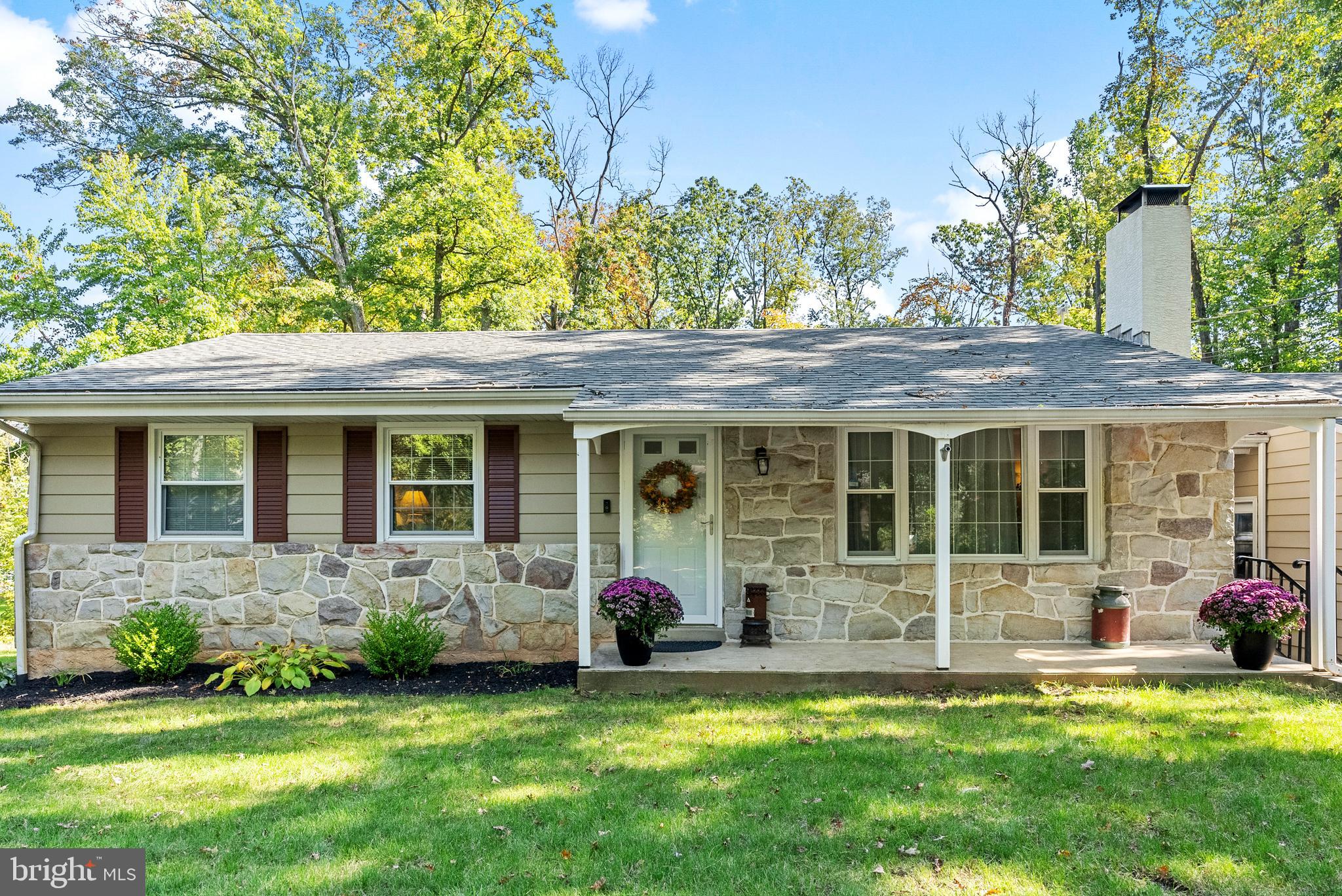 1922 Kepler Road Pottstown, PA 19464 - Photo 3 of 39