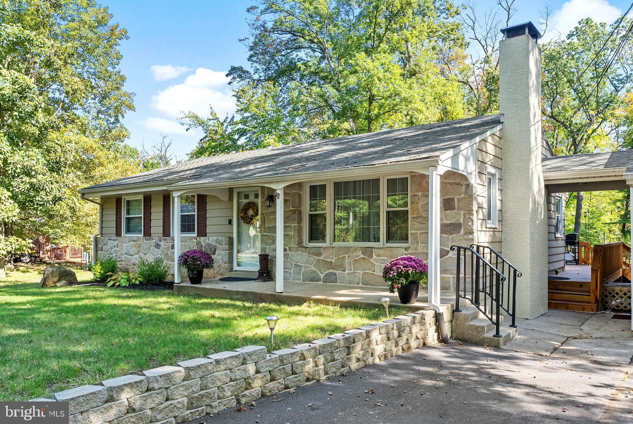 1922 Kepler Road Pottstown, PA 19464 - Photo 6 of 39