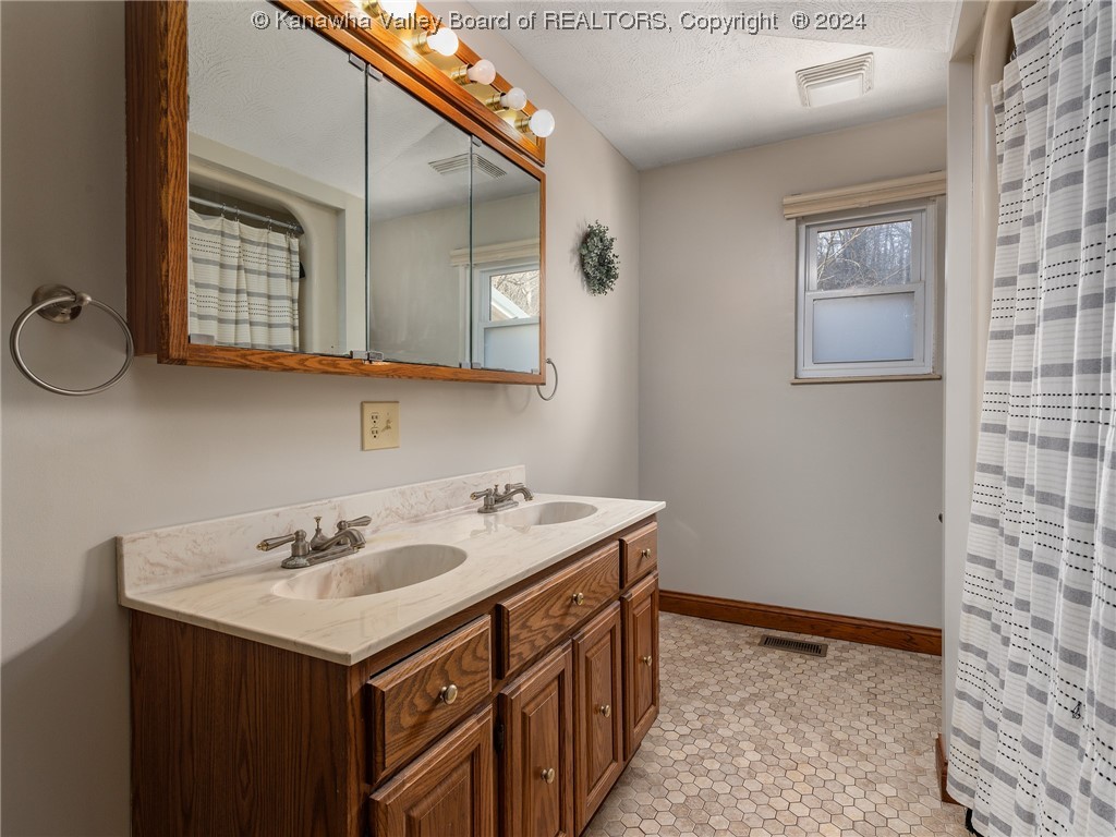 3959 Allens Fork Road Charleston, WV 25320 - Photo 16 of 20 Gallery Image 16