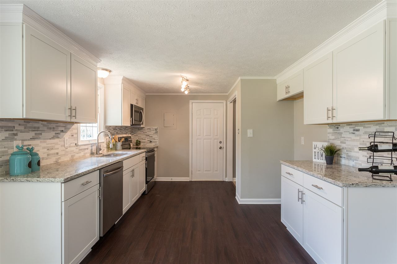 10601 Chelsea Drive Raleigh, NC 27603 - Photo 7 of 29 Photo 7