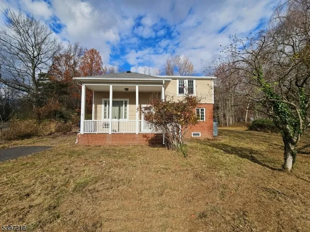 $299,900 | 300 Rock Road West, West Amwell, NJ 08530