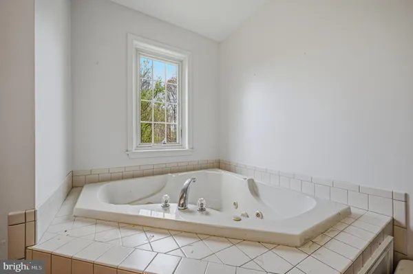 $575,000 | 820 Edna Jane Lane, West Grove, PA 19390