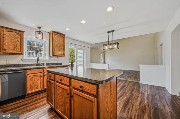 $575,000 | 820 Edna Jane Lane, West Grove, PA 19390