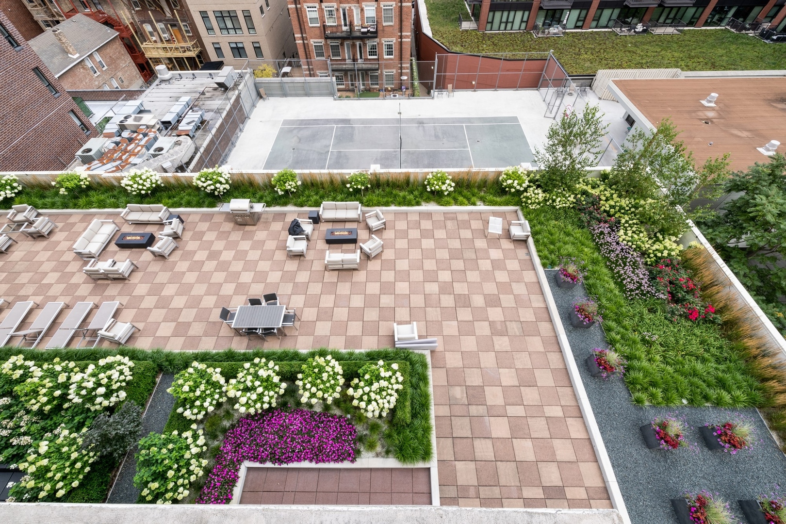 230 West Division Street, Unit 1202 Chicago, IL 60610 - Photo 19 of 20 a view of outdoor space yard and swimming pool