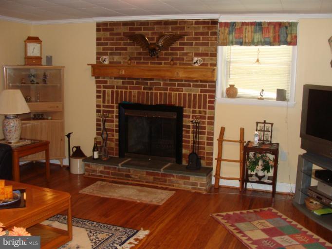 32 Millstone Road Randallstown, MD 21133 - Photo 18 of 26 Family Room