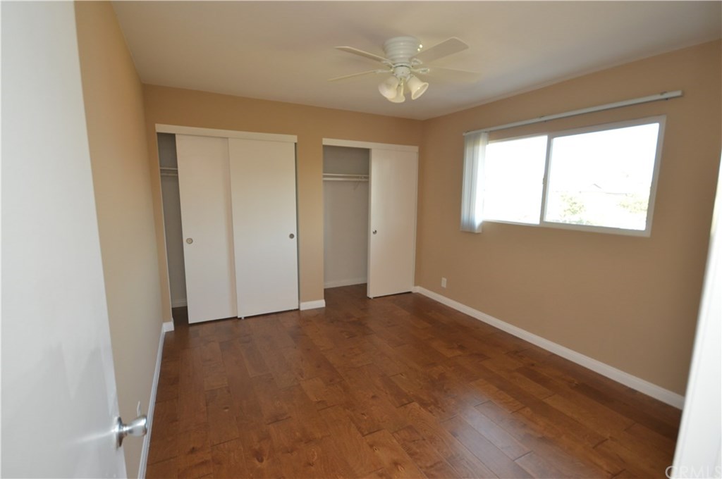 121 Lisa Lane Costa Mesa, CA 92627 - Photo 12 of 28