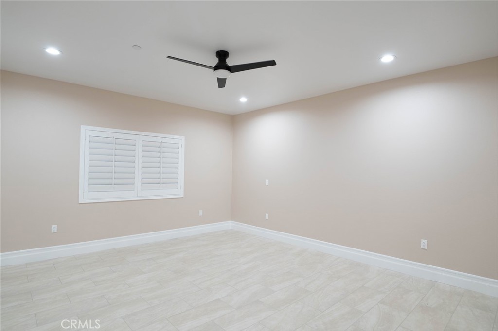 5954 Clifton Boulevard Riverside, CA 92504 - Photo 34 of 51 Gallery Image 34