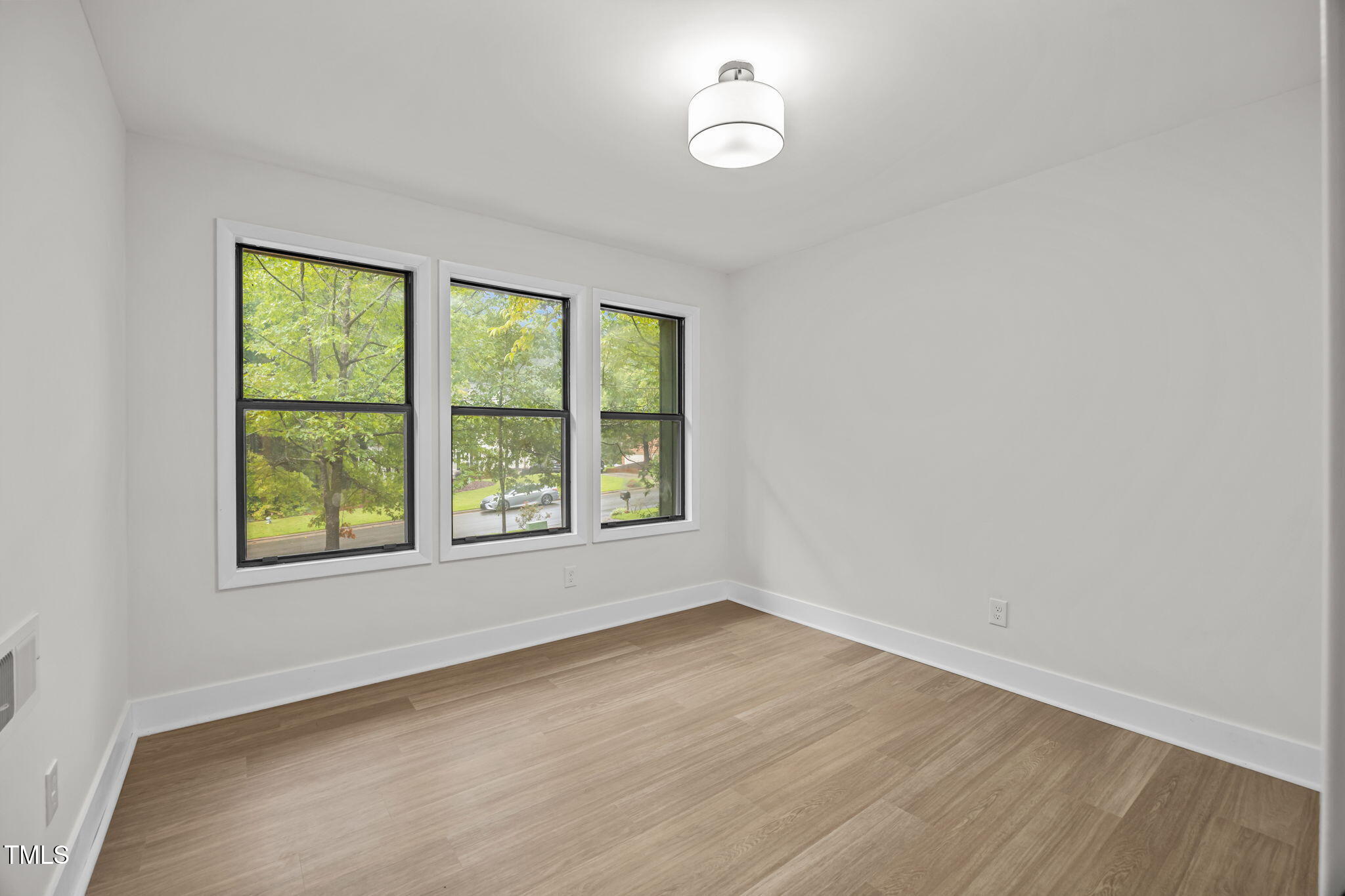 7820 Harbor Drive Raleigh, NC 27615 - Photo 24 of 53 34-web-or-mls-IMG_3545