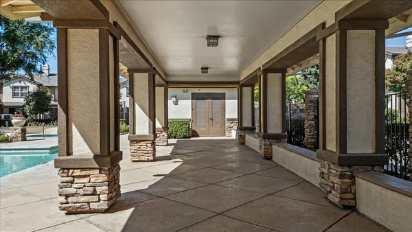 a view of an entryway with patio