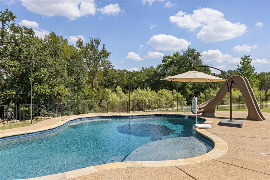 3868 Legend Trail Granbury, TX 76049 - Photo 37 of 39