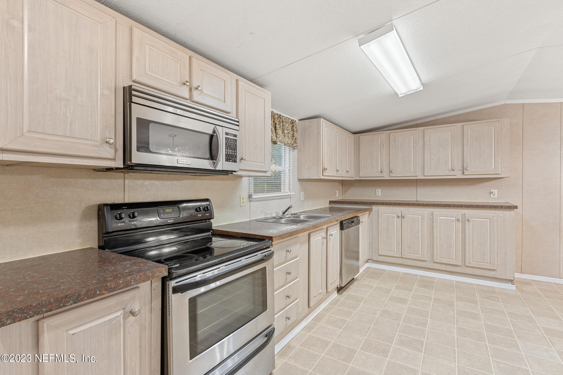 665 Lee Road Jacksonville, FL 32225 - Photo 42 of 58 665 Lee Rd - WebSized-48
