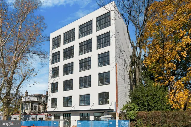 $2,100 | 5521 Wayne Avenue, Unit 601, Philadelphia, PA 19144