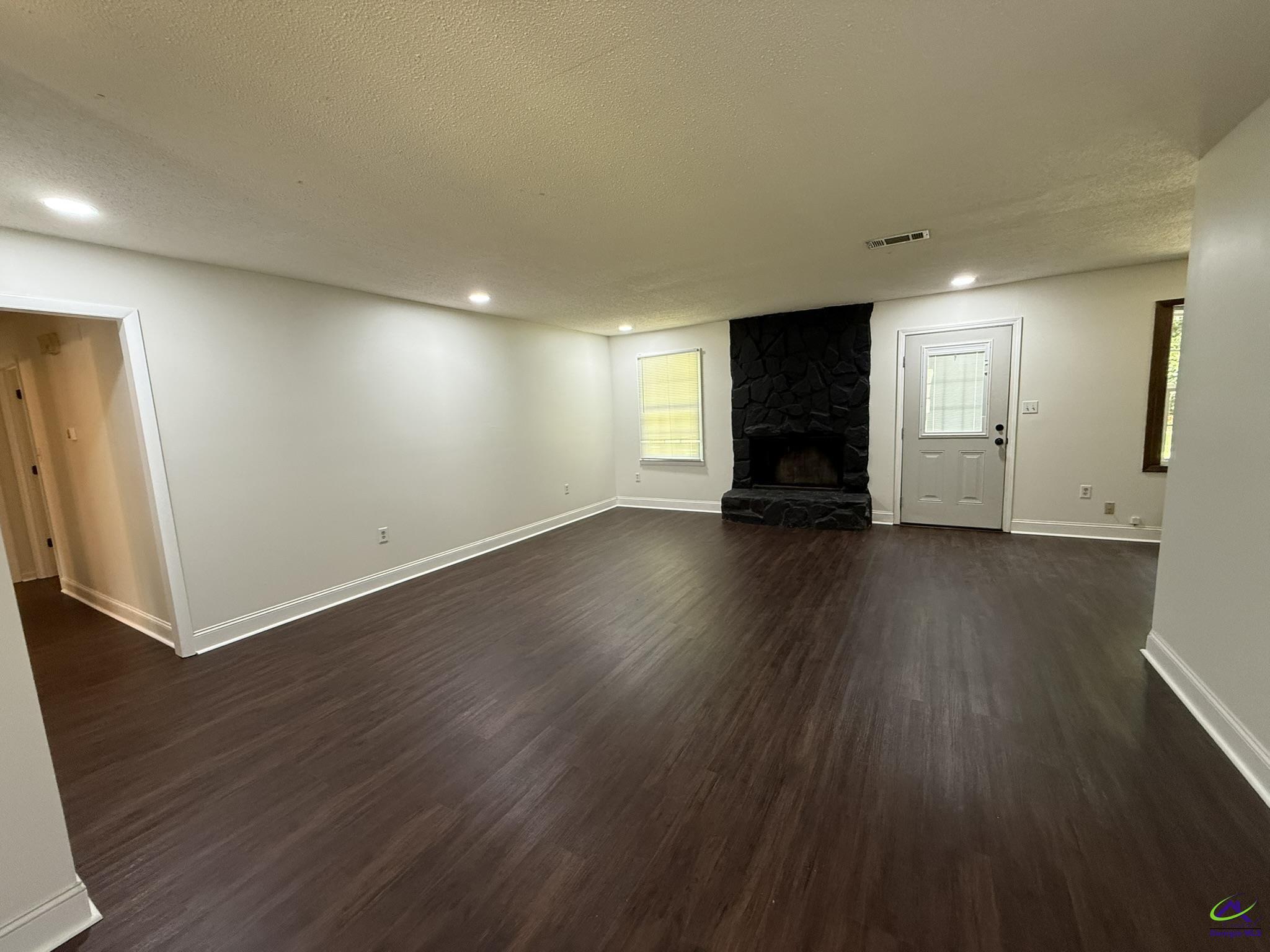 1710 Macon Road Perry, GA 31069 - Photo 3 of 21