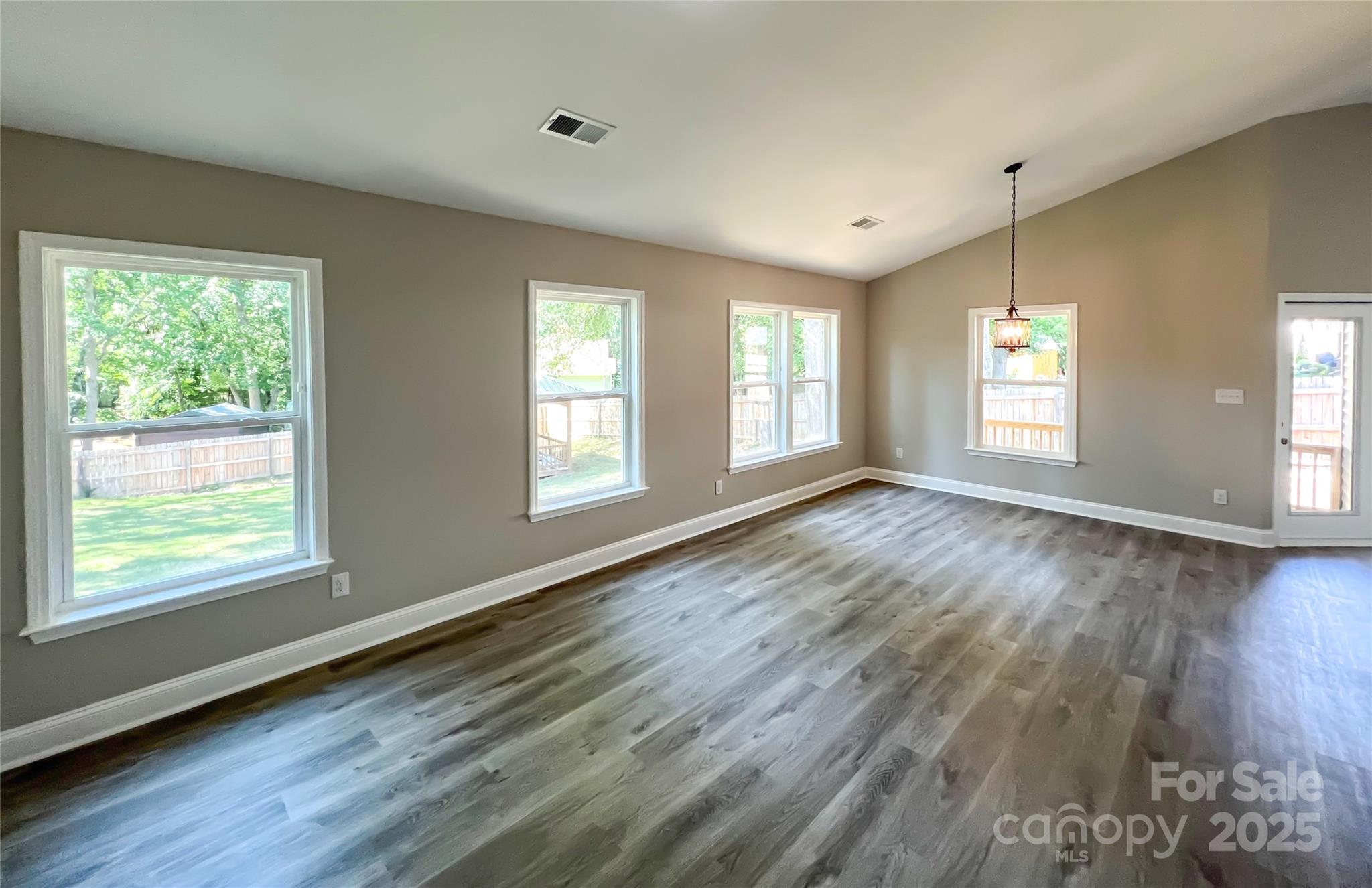 4049 Fincher Road, Unit 3 Matthews, NC 28104 - Photo 5 of 22