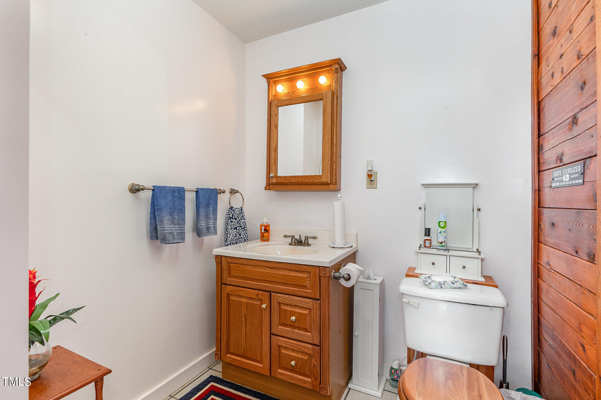 2404 Shaw's Pond Road Four Oaks, NC 27524 - Photo 27 of 31 010_cy1a1133-edit
