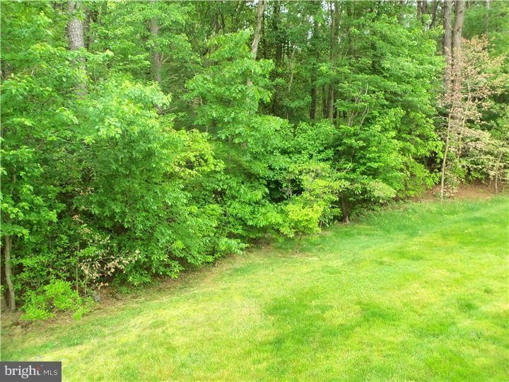 102 Quiet Road Sicklerville, NJ 08081 - Photo 12 of 16 Gallery Image 12