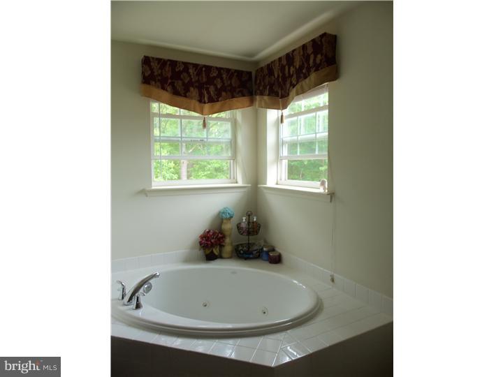 102 Quiet Road Sicklerville, NJ 08081 - Photo 15 of 16 Gallery Image 15