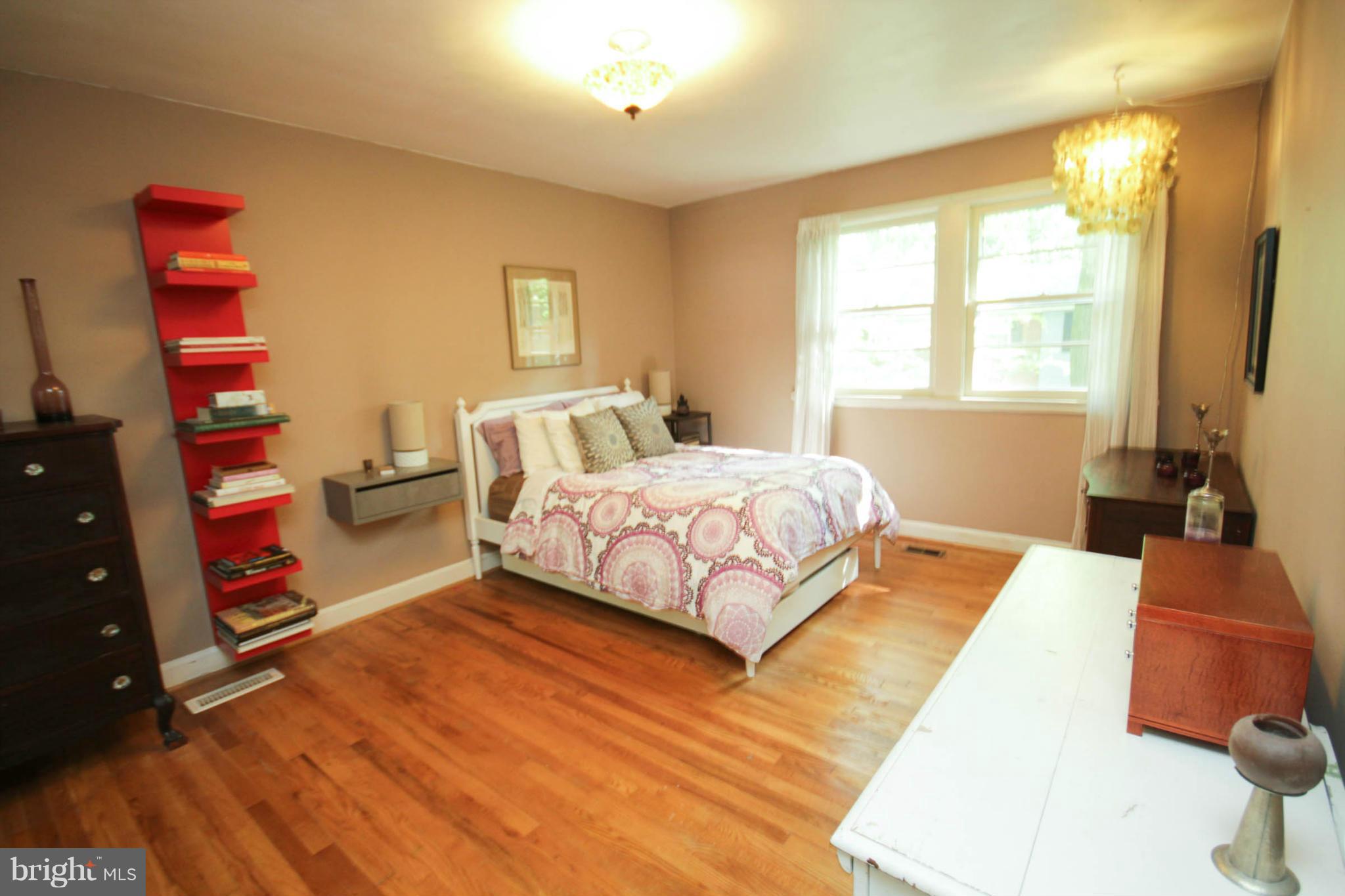8530 Geren Road, Unit 173 Silver Spring, MD 20901 - Photo 12 of 26 Bedroom (Master)