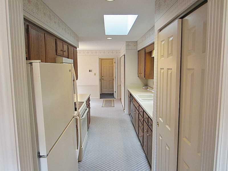 7456 Longleat Road Indianapolis, IN 46240 - Photo 12 of 24 Gallery Image 12