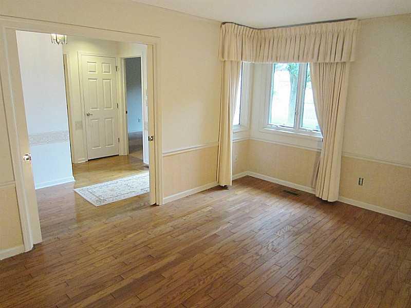 7456 Longleat Road Indianapolis, IN 46240 - Photo 15 of 24 Gallery Image 15