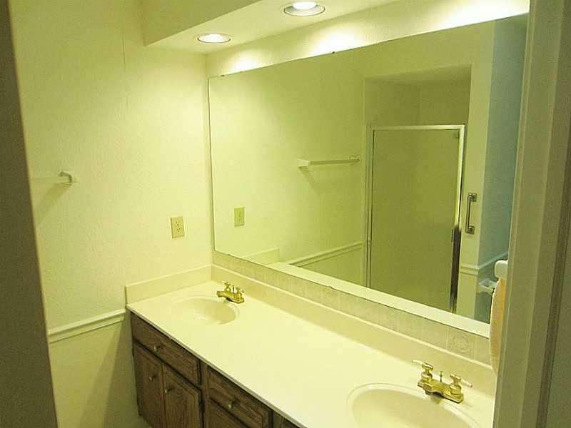 7456 Longleat Road Indianapolis, IN 46240 - Photo 18 of 24 Gallery Image 18