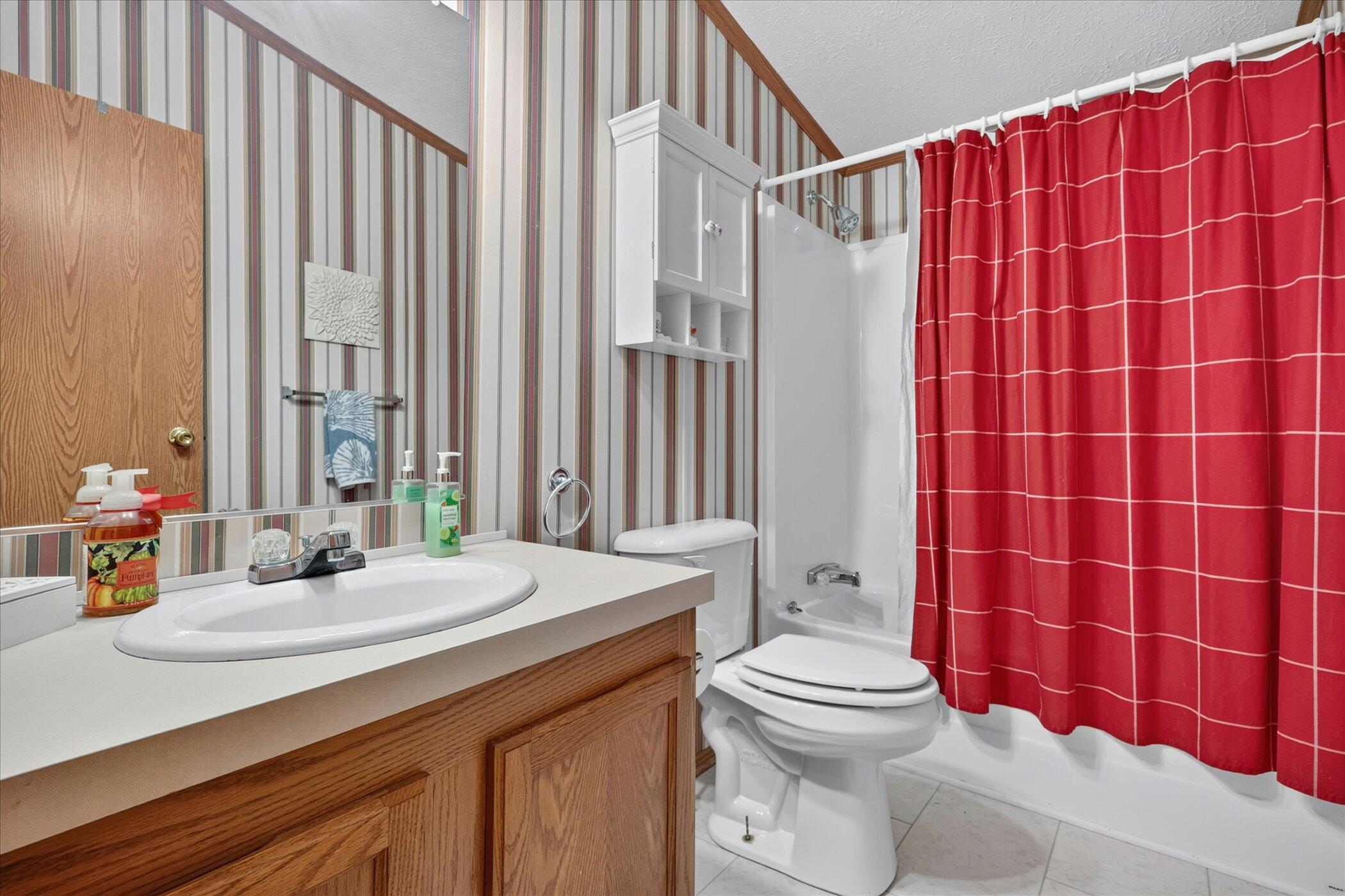 8000 Warren Woods Road, Unit 100 Three Oaks, MI 49128 - Photo 18 of 34 18-8000-Warren-Woods-Rd-100-WindowStill-
