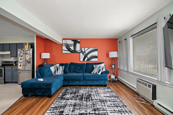 $1,100,000 | 18154 Martin Avenue, Homewood, IL 60430