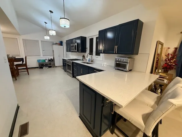 $189,900 | 1449 Greenwood Avenue, Ford Heights, IL 60411