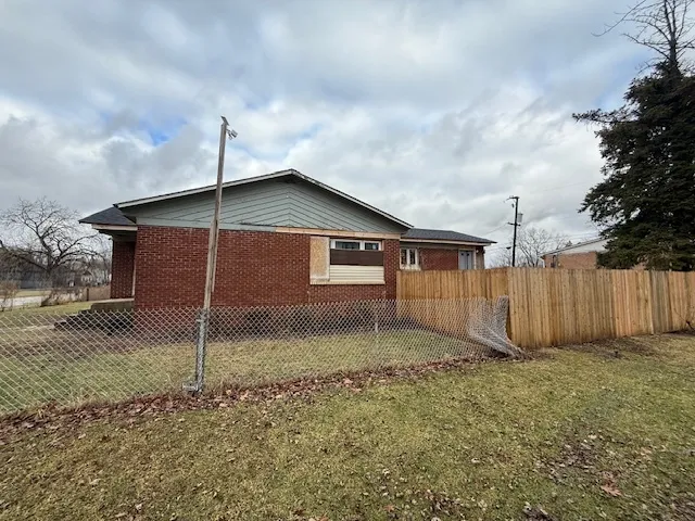 $189,900 | 1449 Greenwood Avenue, Ford Heights, IL 60411