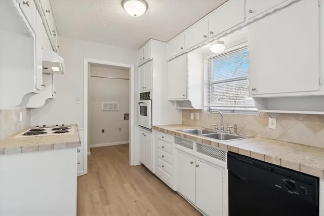 $275,000 | 852 West Redbud Drive, Hurst, TX 76053