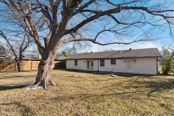 $265,000 | 852 West Redbud Drive, Hurst, TX 76053