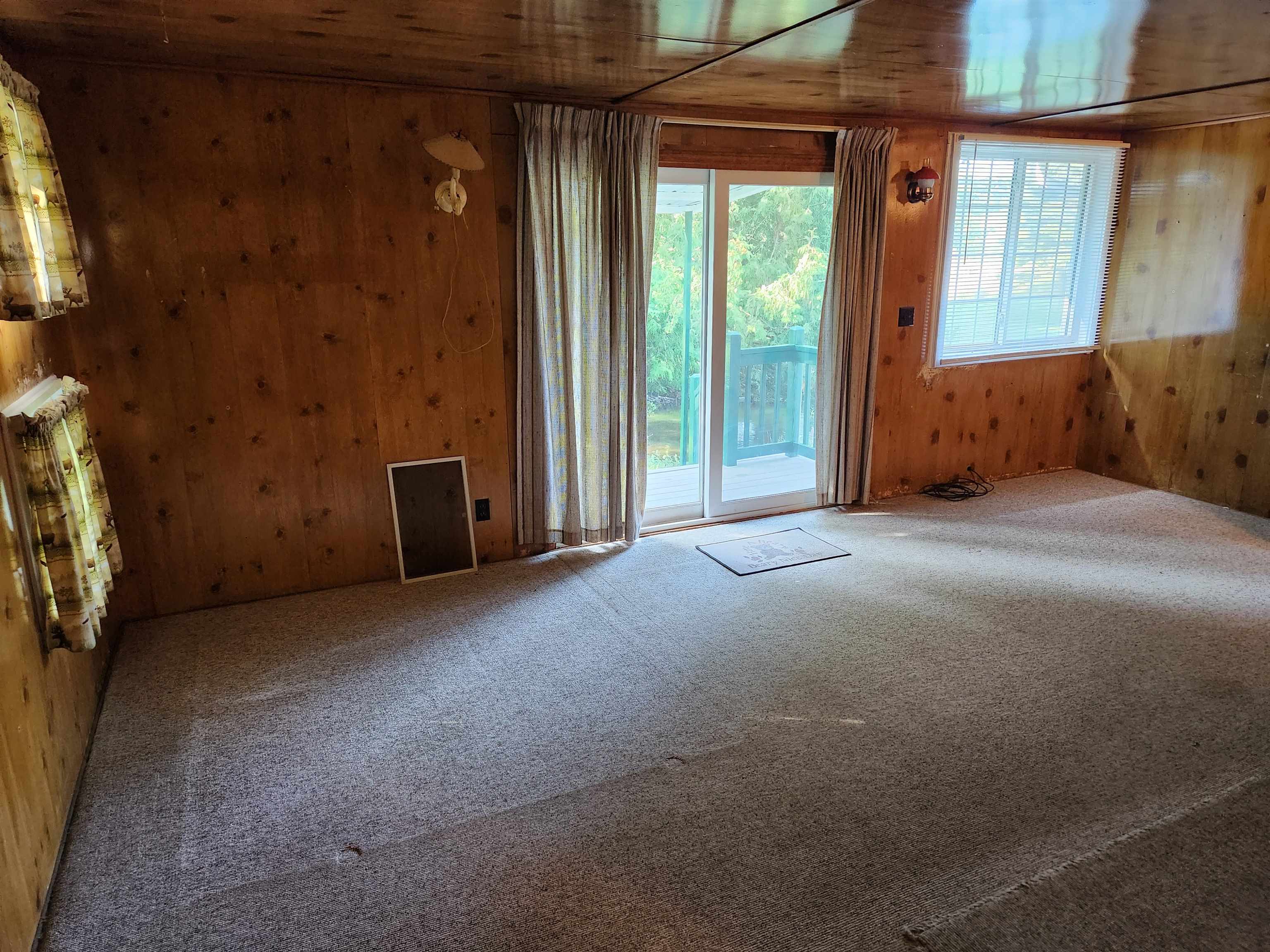 5497 North Cedar River Road Gladwin, MI 48624 - Photo 10 of 19 Gallery Image 10
