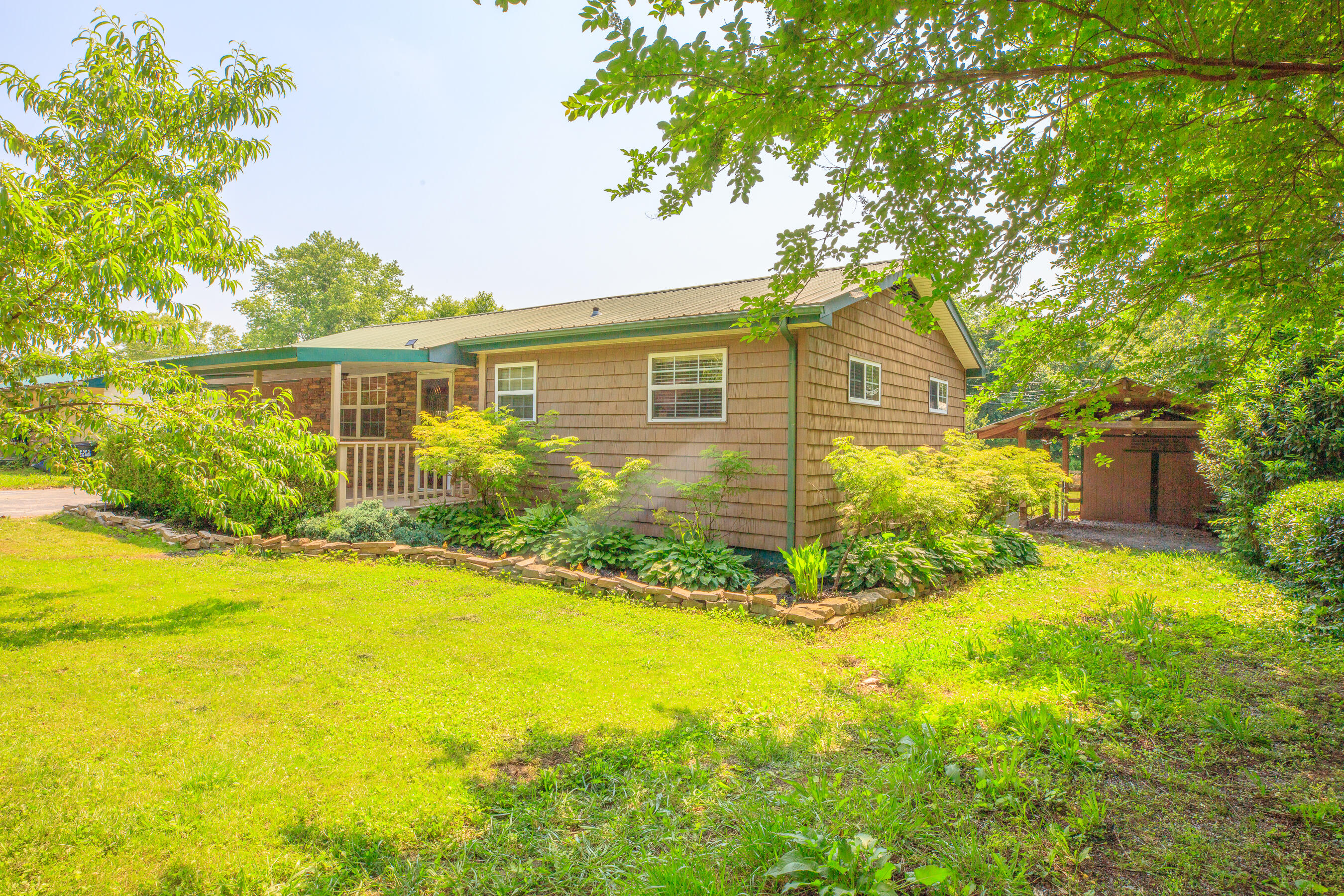 252 Valley View Drive Dunlap, TN 37327 - Photo 2 of 23 252 Valley View HD-1