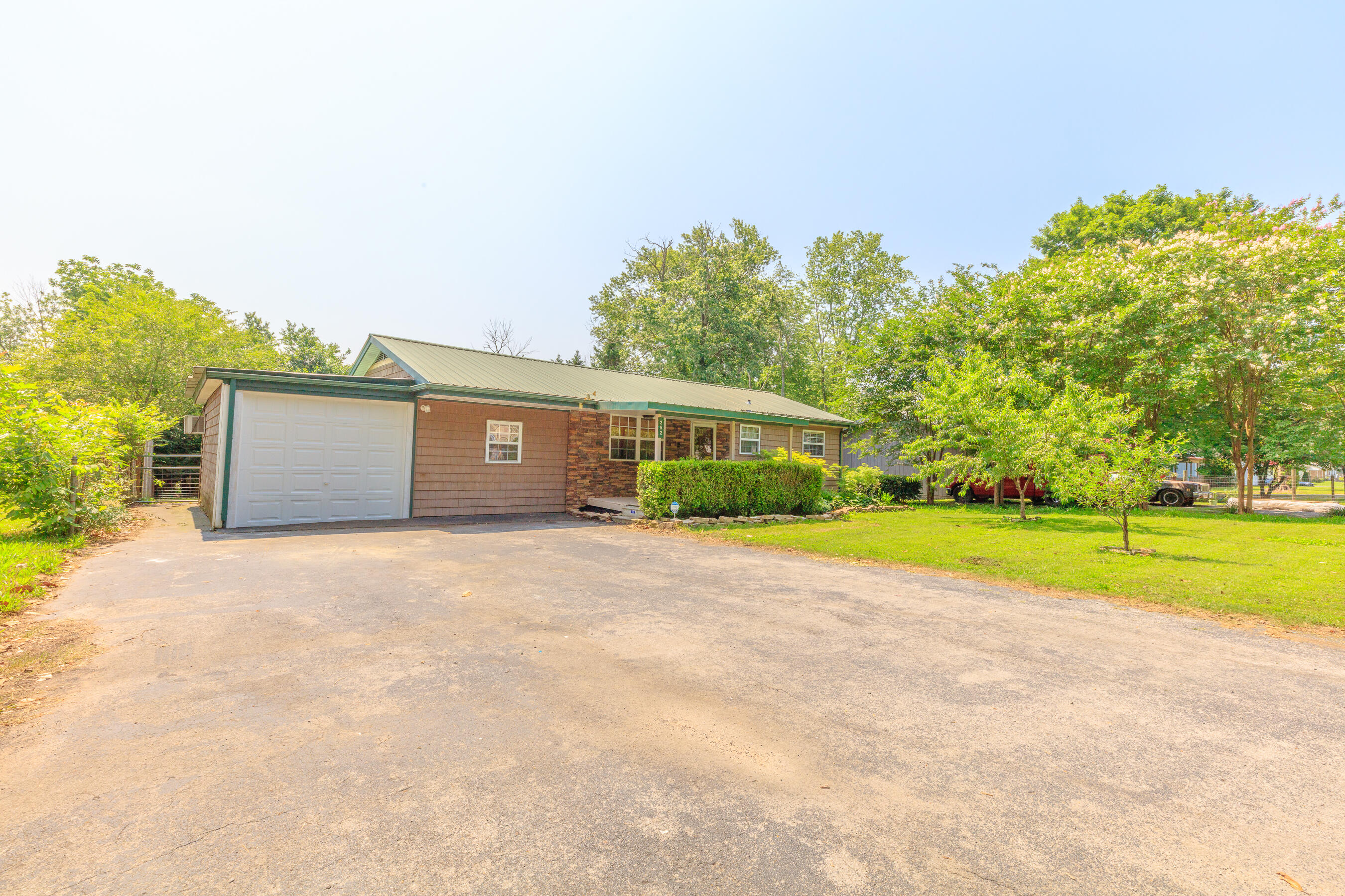 252 Valley View Drive Dunlap, TN 37327 - Photo 4 of 23 252 Valley View HD-15