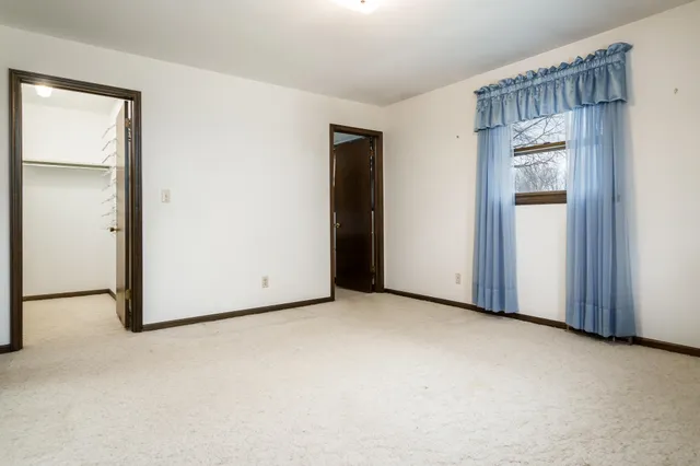 $275,000 | 8169 Clockview Road, Rockford, IL 61108