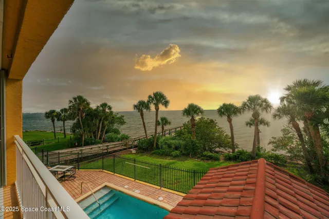 $799,900 | 211 24th Street, Unit 202, Cocoa Beach, FL 32931