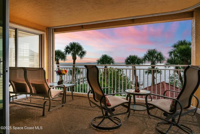 $799,900 | 211 24th Street, Unit 202, Cocoa Beach, FL 32931