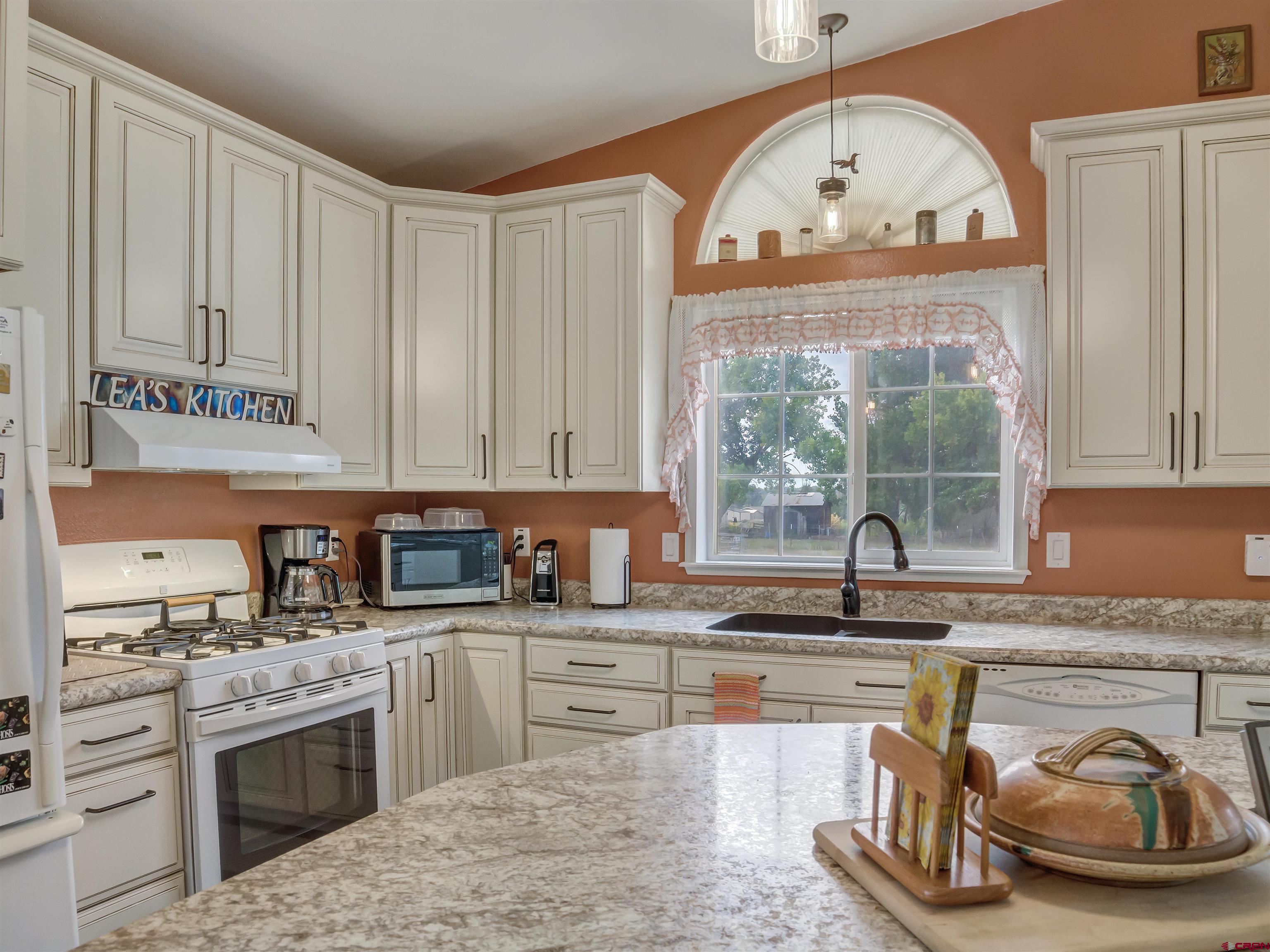 845 1600th Road Delta, CO 81416 - Photo 4 of 25 Gallery Image 4