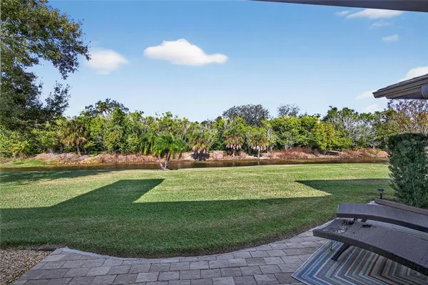 $425,000 | 3641 Glen Eagle Drive, Unit 12D, Sarasota, FL 34238