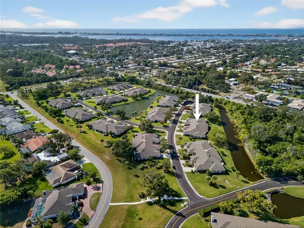 $425,000 | 3641 Glen Eagle Drive, Unit 12D, Sarasota, FL 34238