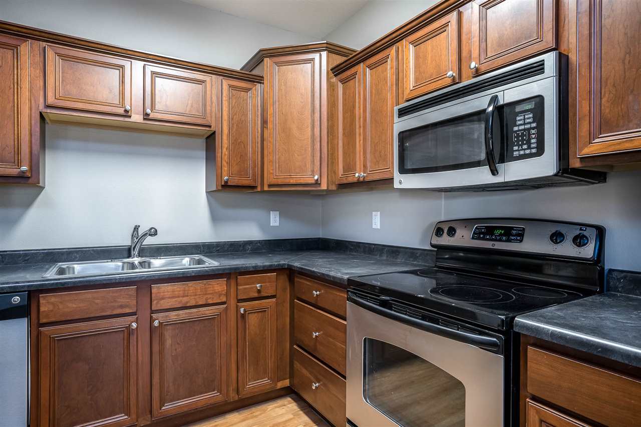 1092 Walnut Avenue, Unit 120 Riverside, IA 52327 - Photo 5 of 19 Gallery Image 5