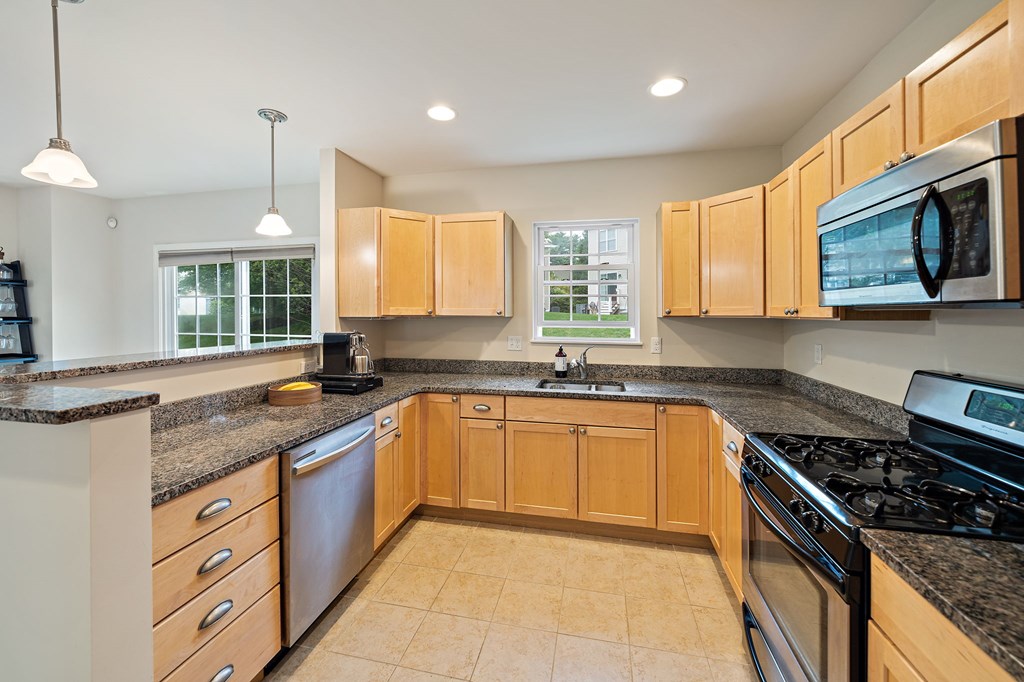 55 Turtle Brook Road, Unit 55 Canton, MA 02021 - Photo 4 of 20 Gallery Image 4