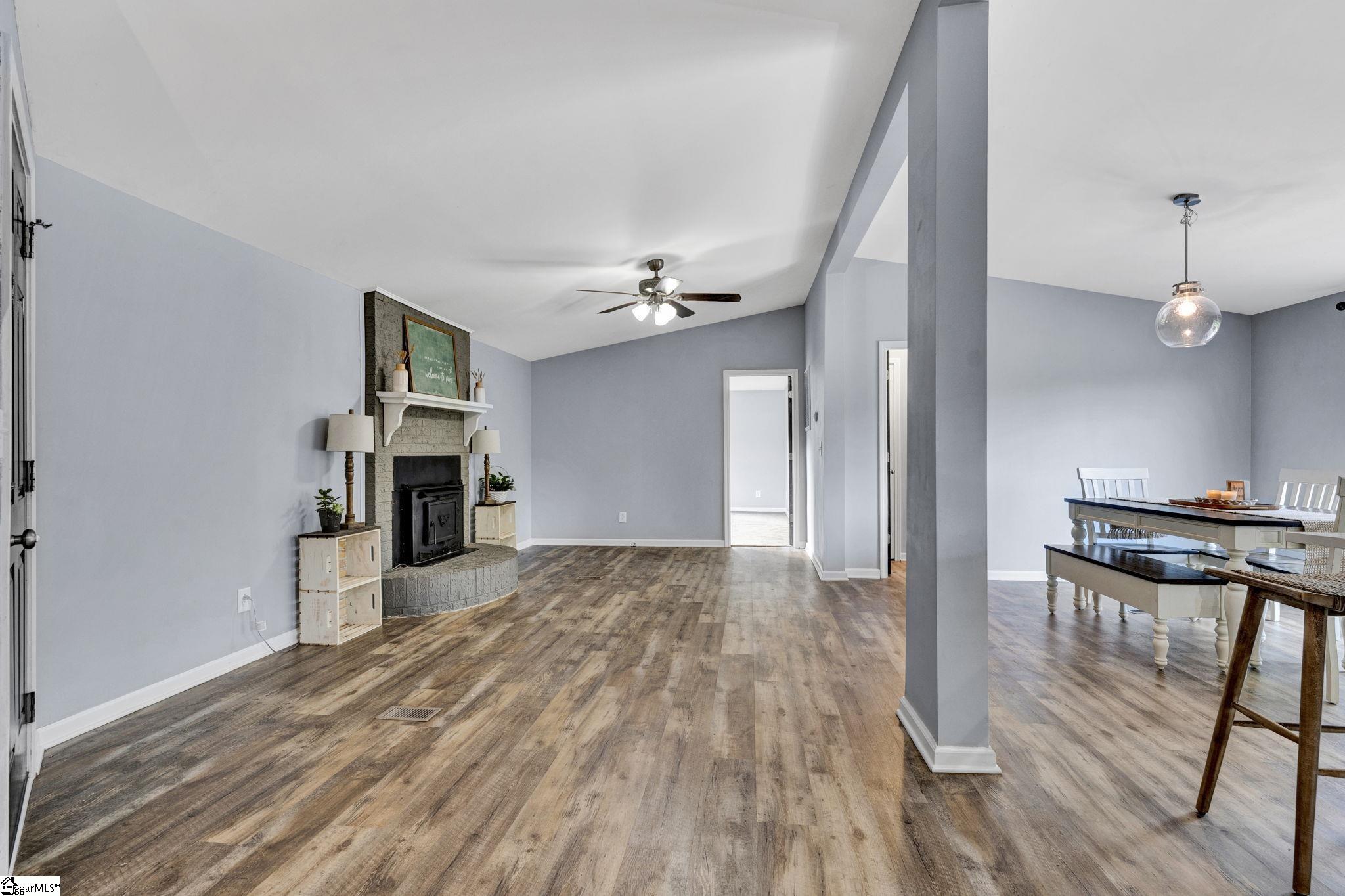 6055 Greenpond Road Gray Court, SC 29645 - Photo 27 of 36