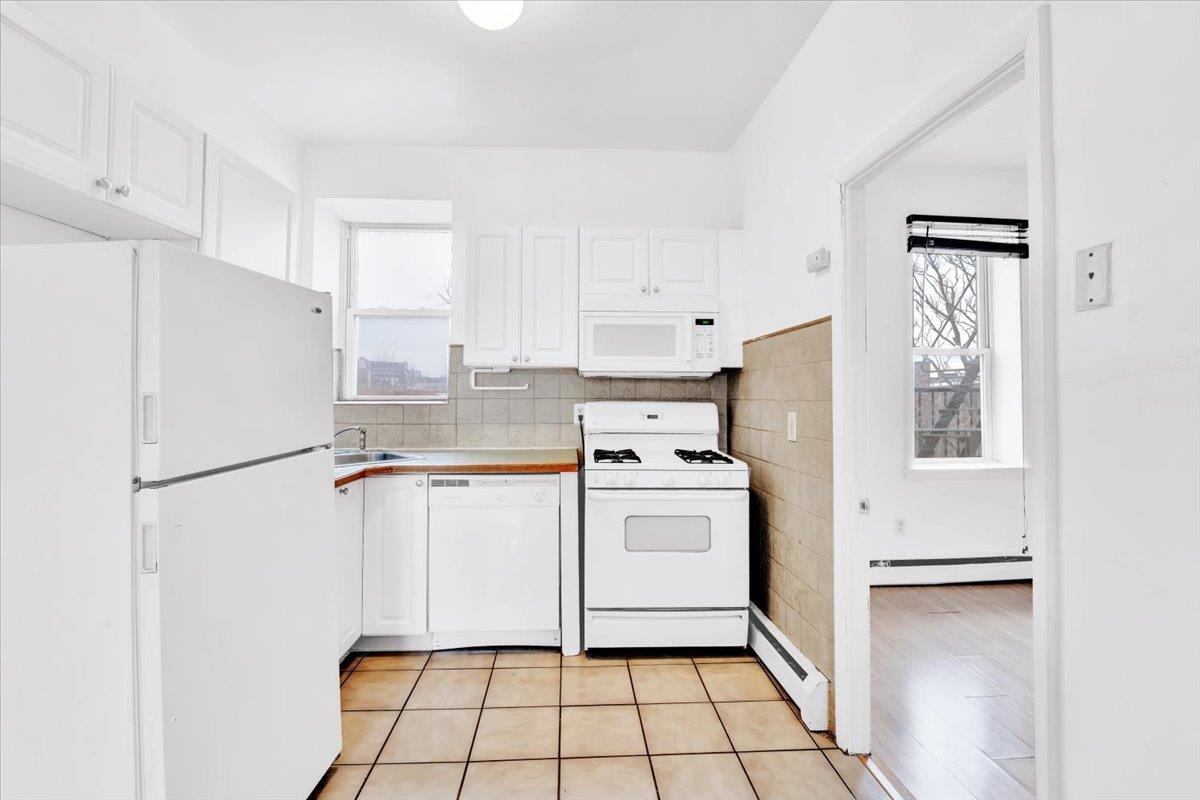 314 Paterson Plank Road, Unit 4B Union City, NJ 07087 - Photo 4 of 17