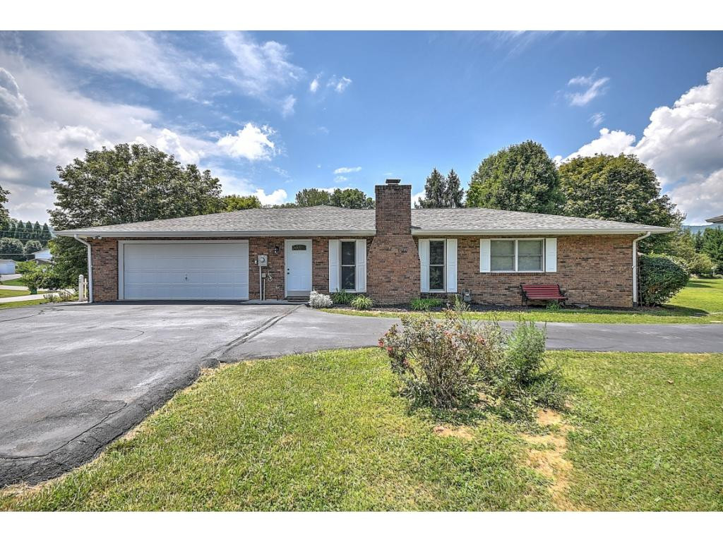 146 Springbrook Road Unicoi, TN 37692 - Photo 24 of 29 Photo 24