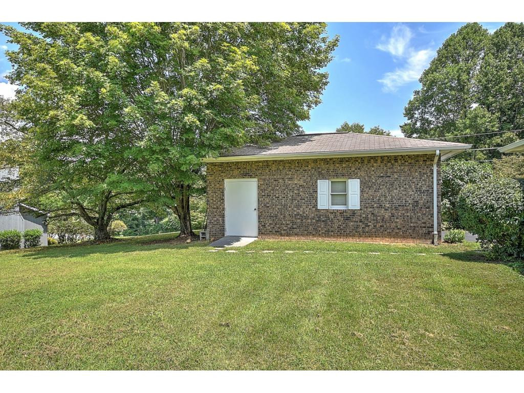 146 Springbrook Road Unicoi, TN 37692 - Photo 27 of 29 Photo 27
