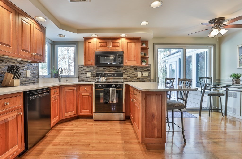 71 Herrick Road Boxford, MA 01921 - Photo 11 of 42