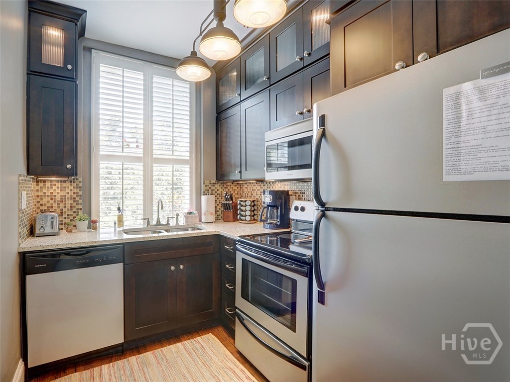 312 East Liberty, Unit D Savannah, GA 31401 - Photo 7 of 22